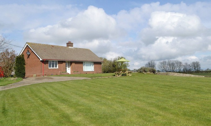 Horsley Cottage | 2 bedroom accommodation in Horsley, near Newcastle-upon-Tyne