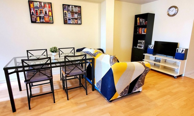 Village at York University House | 2-bedroom guest suite at YorkU+parking near subway