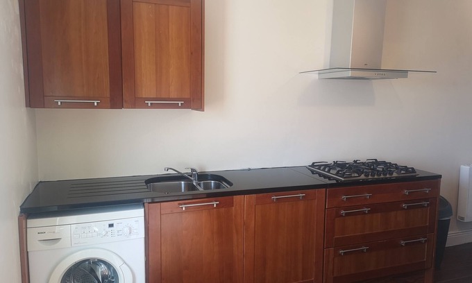 Athy House | 2 bedroom house near Athy, 45 minutes by train to Dublin