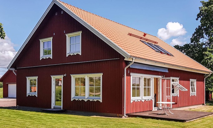 Kristinehamn House | 2 bedroom lovely home in Kristinehamn