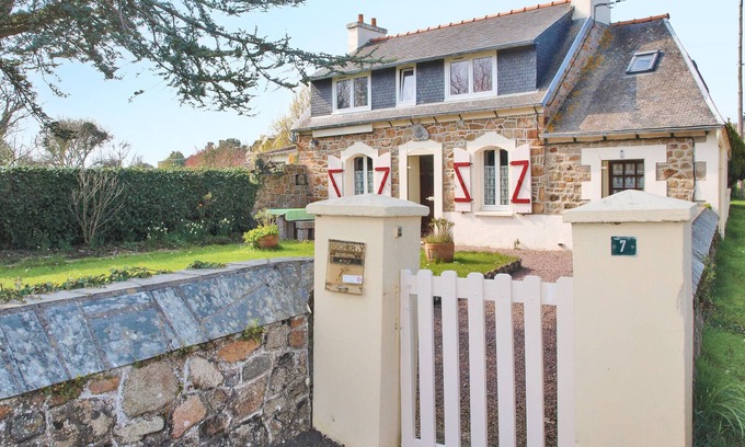 Pleubian House | 2 bedroom lovely home in Pleubian