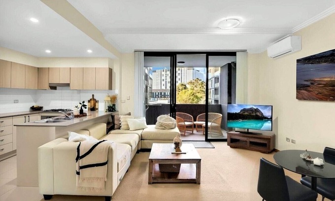 Kingswood Apartment | 2 Bedroom near Nepean Hospital & Penrith