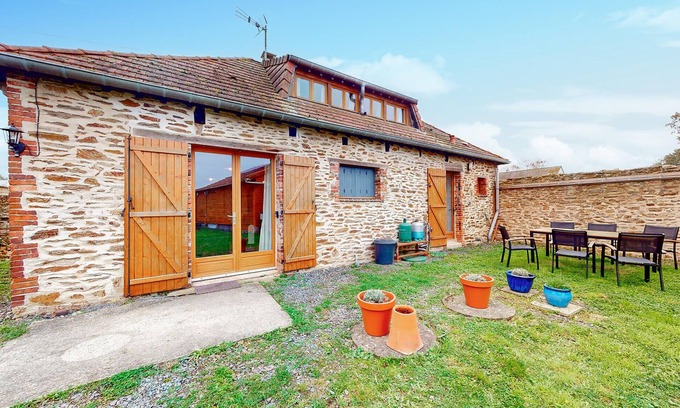 Tournieres House | 2 bedroom nice home in Tournières