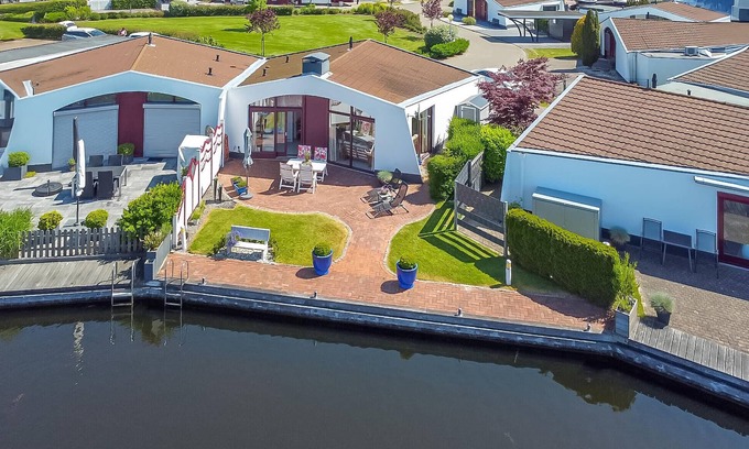 Lemmer House | 2 bedroom nice home in Lemmer