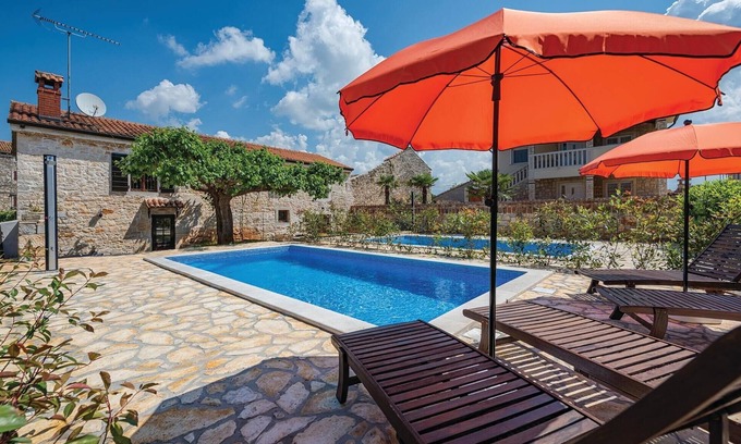 Gedici House | 2 bedroom nice home in Porec