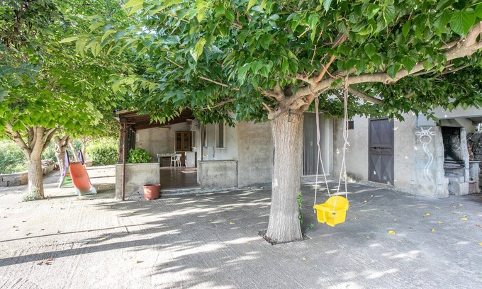 Monterosso Almo House | 2 bedroom nice home in Monterosso Almo