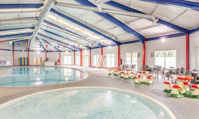 Longridge Ski Chalet | 2 Bedroom platinum unit with decking.