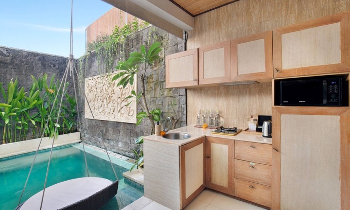Dewi Sri Villa | 2 Bedroom Pool Villa in Legian