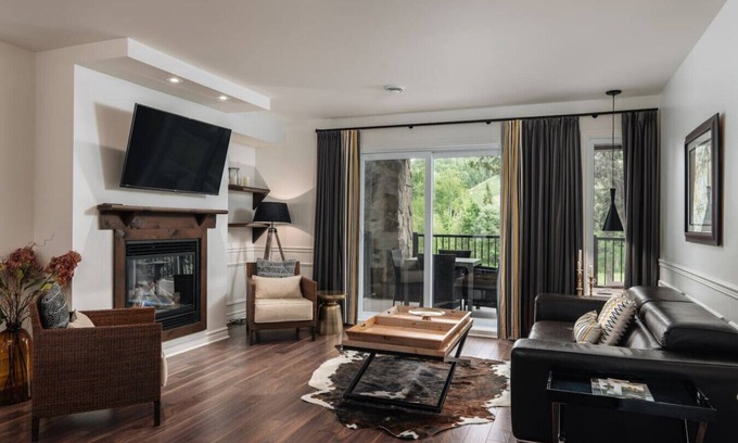 Saint-Sauveur Apartment | 2-bedroom suite with view of Sommets St-Sauveur