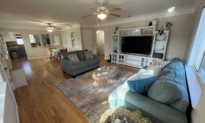 Jungle Terrace House | 2 Bedrooms, 1 Bath, Fenced Yard, Pet Friendly, All Utilities Included