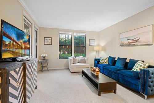 Irvine Apartment | 2 Bedrooms/2 Bathrooms Private Apartment with kitchen/pool