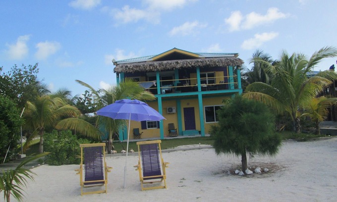 Caye Caulker Villa | 2 Bedrooms Vacation Rental