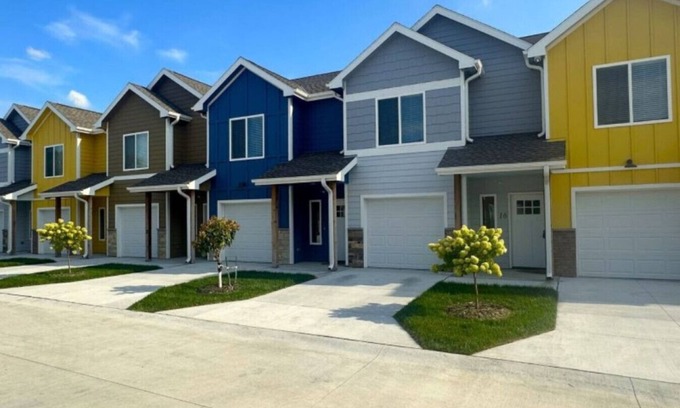 Council Bluffs House | 2 Beds + EV Charger | Gated Luxury Stay