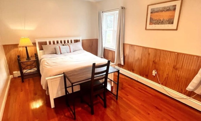 Woodbridge Apartment | 2 BR Private Suite Near Major Hospitals|Yale & DT