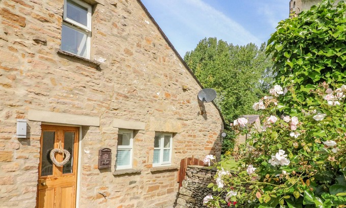 Whittington Cottage | 2 CROSS HOUSE COTTAGES, character holiday cottage in Kirkby Lonsdale
