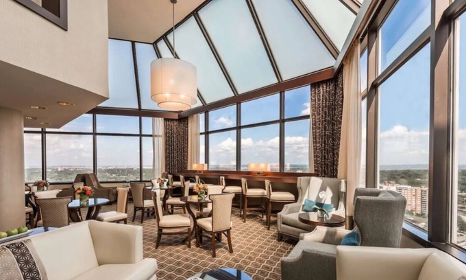 Alexandria West House | 2 Family-Friendly Units, Near Old Town Alexandria, Pool, Onsite Restaurant