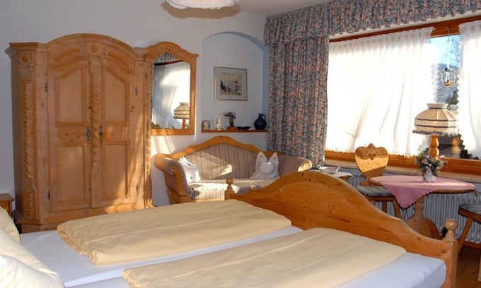 Grassau Apartment | 2. Fewo Zahmer Kaiser, 25 qm, 1-2 Pers., Wohn-Schlafraum, Westbalkon