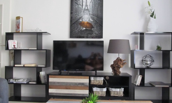 Montrouge Apartment | 2 luxury rooms in Paris-Montrouge up to 3-4 people. Close to metro.