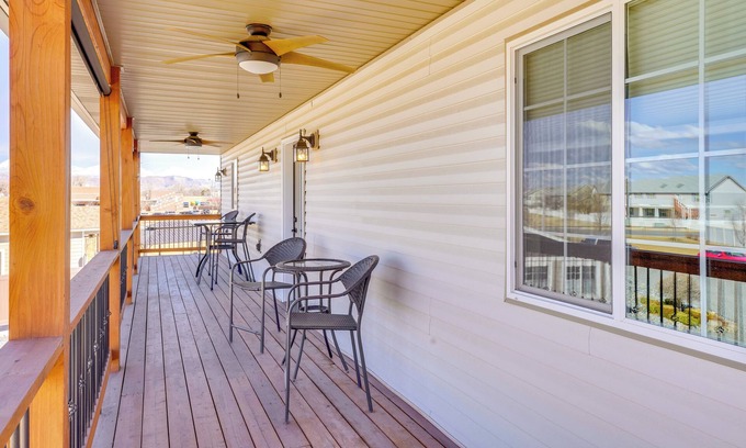 Fruita House | 2 Mi to Dinosaur Journey Museum: Mtn-View Haven!
