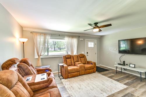 Warsaw House | 2 Mi to Dtwn Family Home in Warsaw!