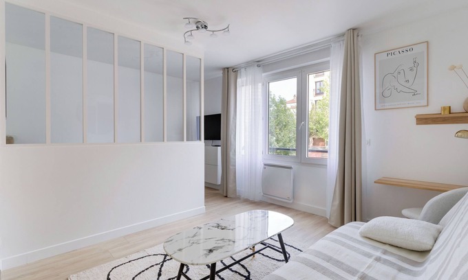 Lagny-sur-Marne Apartment | 2 Pièces Refait à Neuf/Parking/15mn Disney
