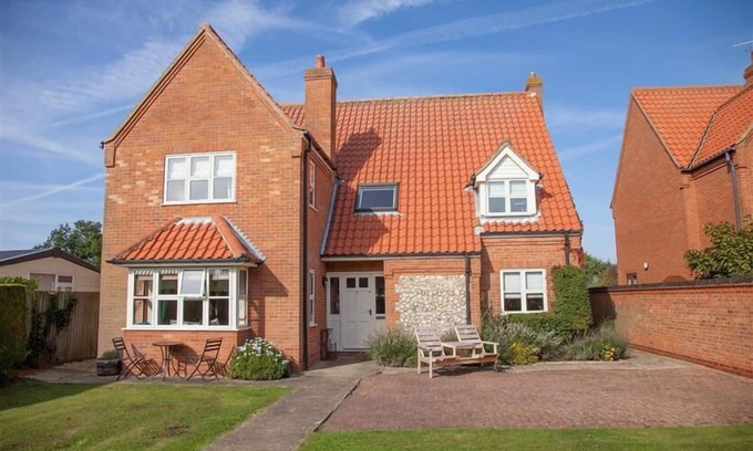 Thornham House | 2 Priory Court, Thornham, Norfolk