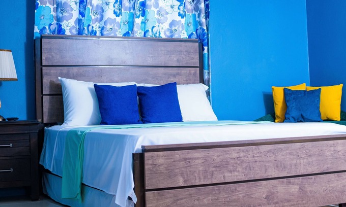 Spanish Town House | 2 Queen Suites Fully Secure Community Fullly AC