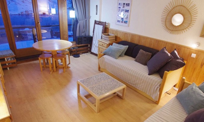 Tignes le Lac Apartment | 2-room apartment for 5 people, balcony with lake view, in Tignes