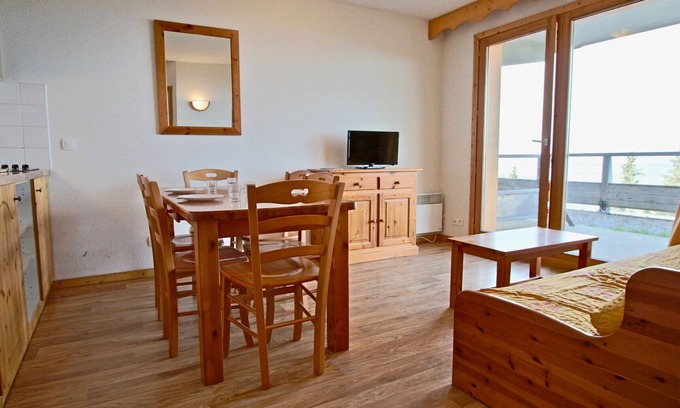 Chamrousse Apartment | 2-room apt + cabin, near slopes with large terrace