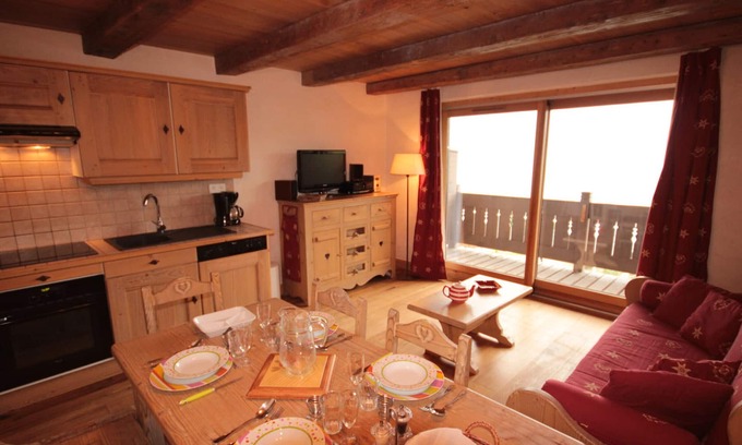 Les Saisies Apartment | 2-room cabin apt 6 pers in Les Saisies, garage included