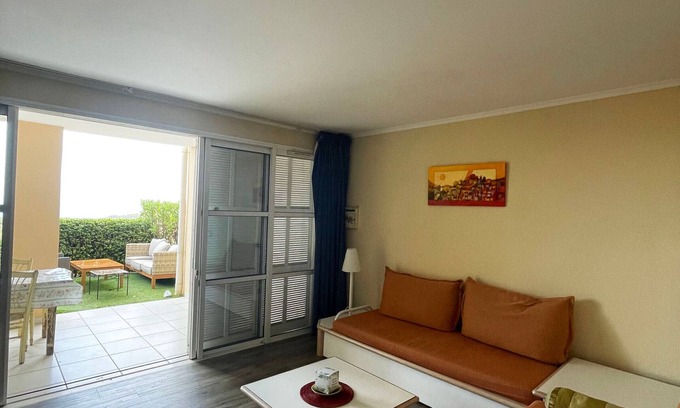 Cap Esterel Apartment | 2-room garden-level with sea view, pool and parking in Saint-Raphaël
