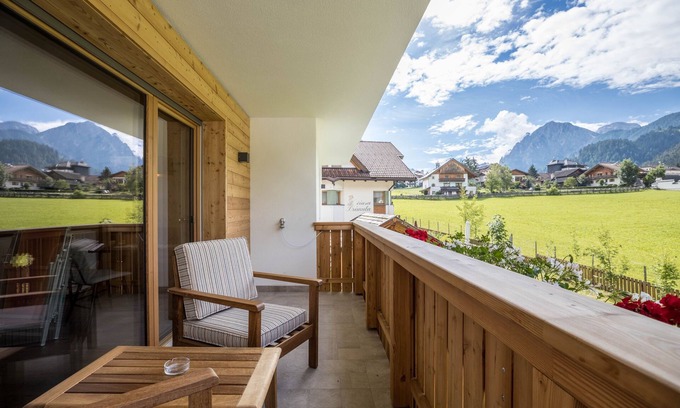 Mareo Apartment | 2-Room Holiday Apartment Col Toronn with Mountain View