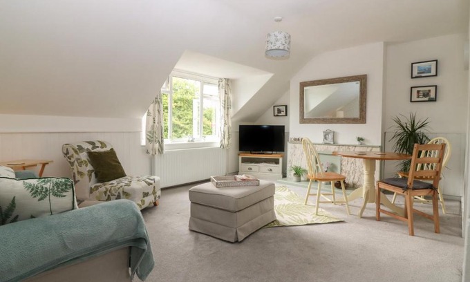 Peterculter Apartment | 2 Station Road East