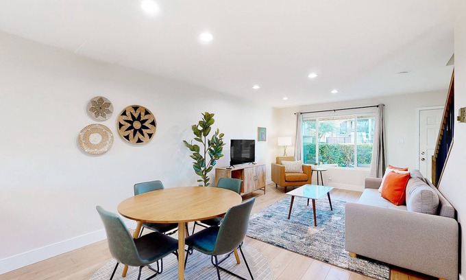 Fashion Square Condo | 2-story dog-friendly condo with patio, outdoor pool, W/D, streaming, partial AC