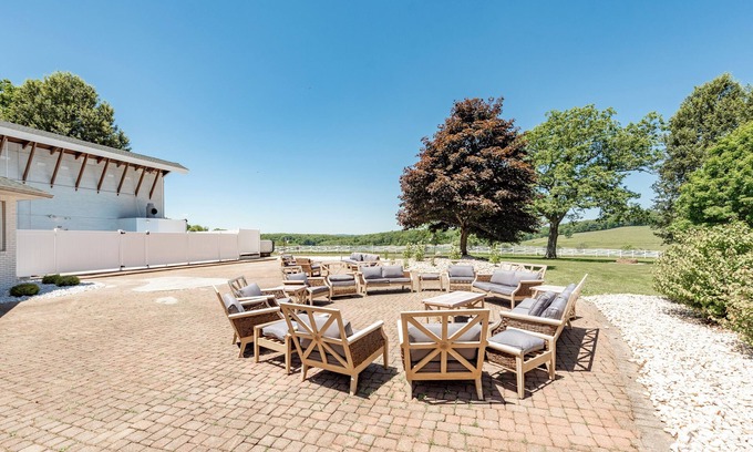 Crellin House | 20-Acre Estate w/Pool, Games & Meeting Space