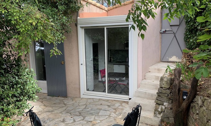 Nimes House | 20 M2 MAZET WITH PRIVATE GARDEN in NÎMES