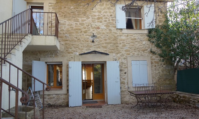 Villelaure House | 200 m² farm at the foot of the Luberon with swimming pool