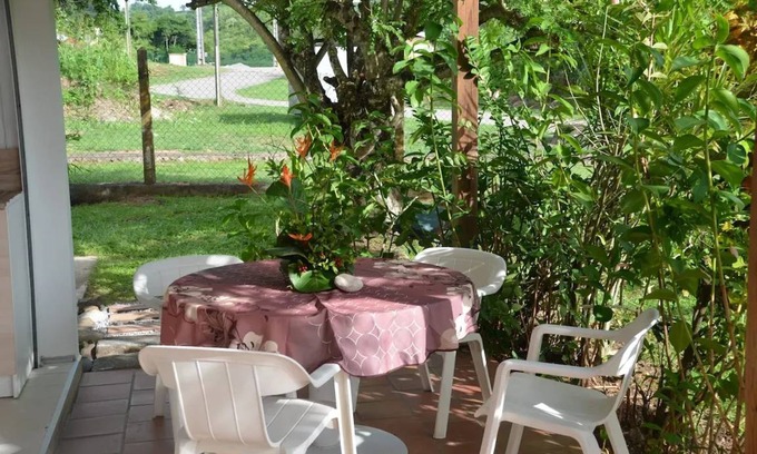 Trois-Ilets House | 200 m² House ∙ 5 bedrooms ∙ 12 guests