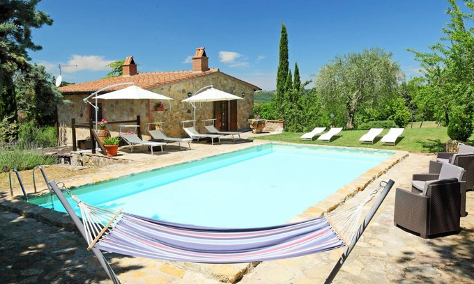 Parrano House | 200 m² House ∙ 1 bedroom ∙ 10 guests