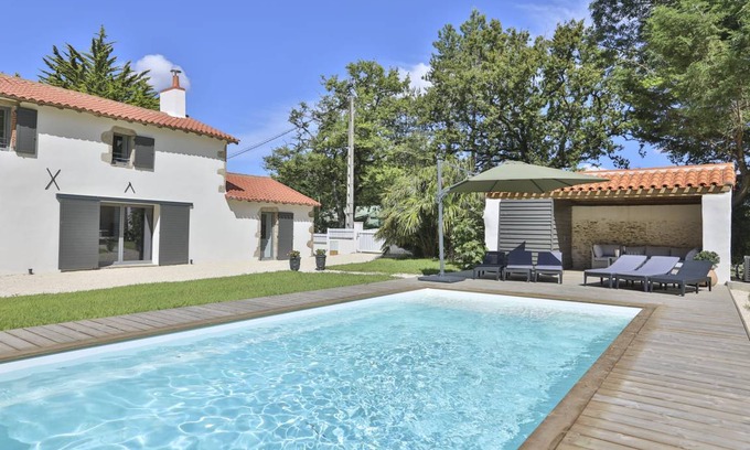 Le Girouard House | 200 m² House ∙ 4 bedrooms ∙ 8 guests