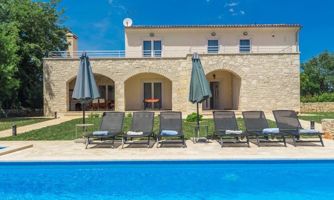 Brajkovici Villa | 200 m² Villa ∙ 3 bedrooms ∙ 6 guests