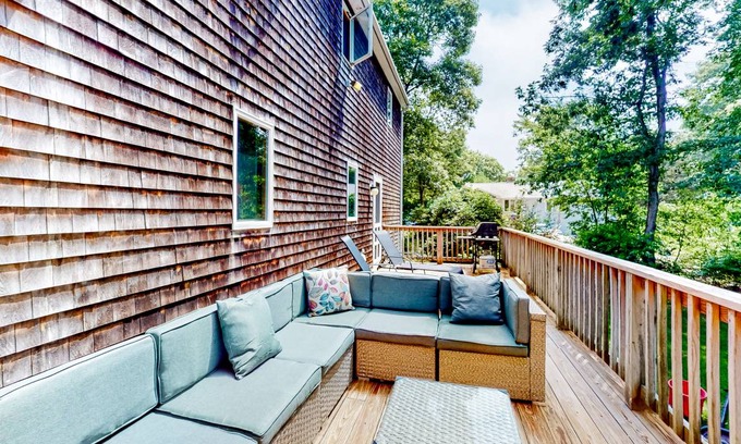 West Falmouth House | 201 m² House ∙ 4 bedrooms ∙ 10 guests