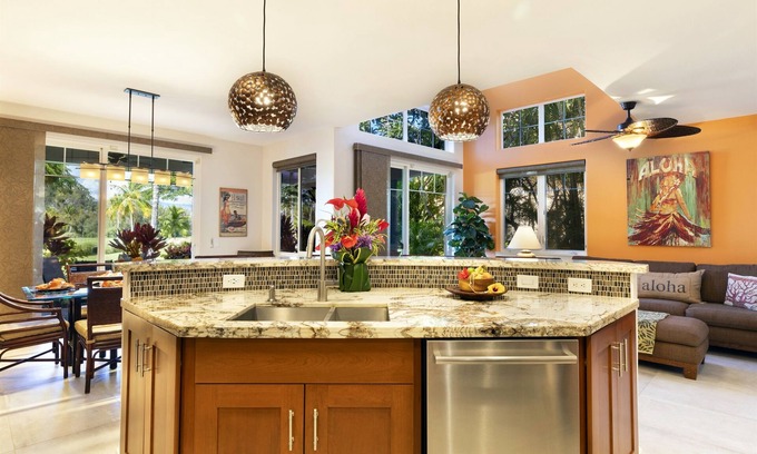 Waikoloa House | 2025 Special: Hilton Pool Pass,Discount Resort Golf, BBQ,Beach Gear, End Unit J4