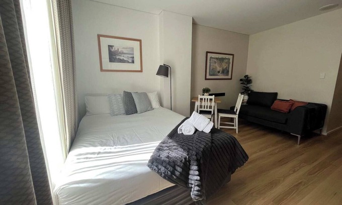 Perth Central Business District Apartment | 203 Cute as a Button w/kitchen for 2 CBD