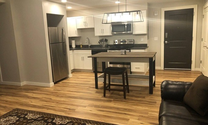 Charleston Apartment | 203 New Downtown Living