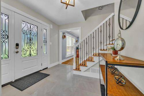 Decatur House | 204 m² House ∙ 3 bedrooms ∙ 10 guests