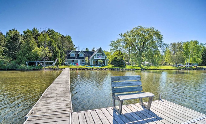 Bellaire House | 204 m² House ∙ 4 bedrooms ∙ 12 guests
