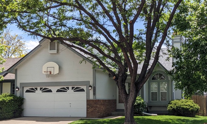 North Westminster House | 20mins to Denver's top attractions!!!