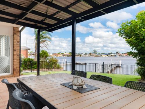 Yamba House | 21 Melaleuca - LJHooker Yamba