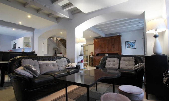 Mendive House | 210 m² Gîte ∙ 5 bedrooms ∙ 10 guests